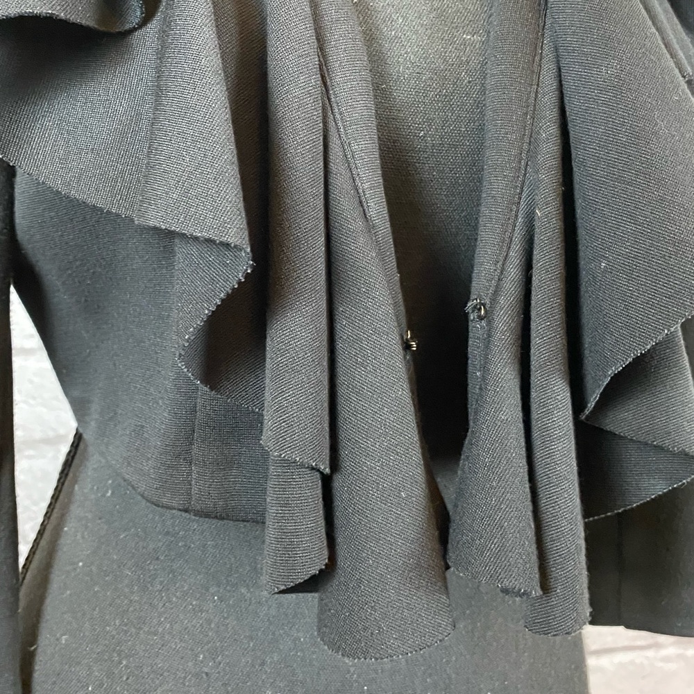 **SOLD** INC International Concepts Ruffle Shell - Picture 2 of 6